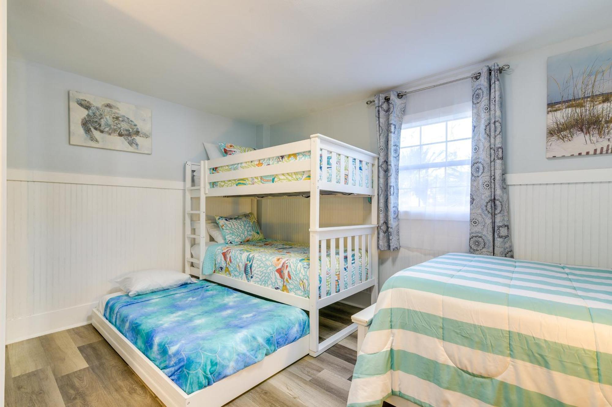 Вилла Seaside Retreat In Galveston Near Pleasure Pier! Экстерьер фото